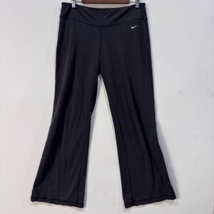 Nike Dri-Fit Black Athletic Yoga Workout Pants Women's Size Medium Flare Leg